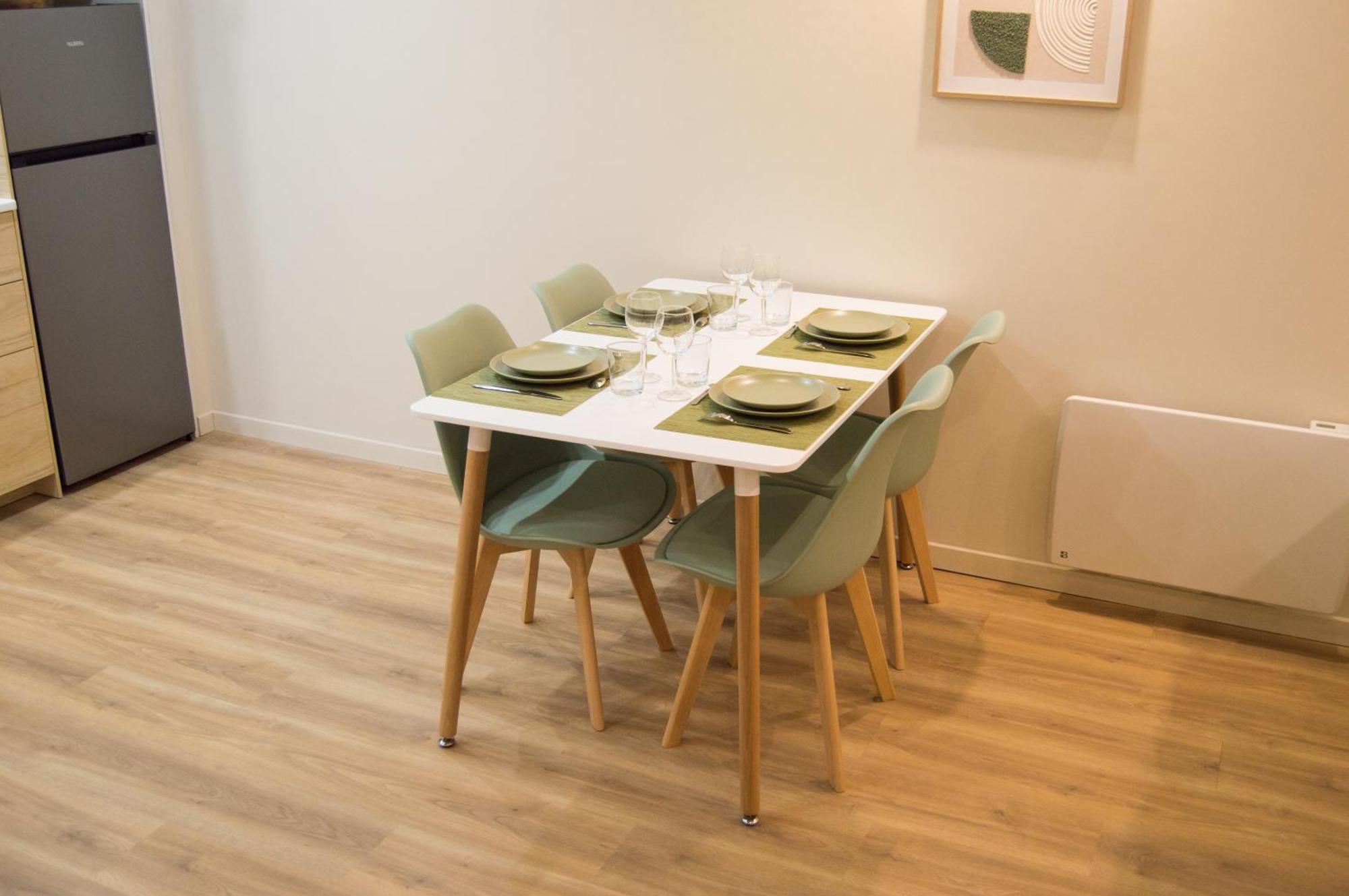 L'Atelier Vert - Balneo - Luxe - Proche Hypercentre - Classe 4 Etoiles Troyes Ngoại thất bức ảnh