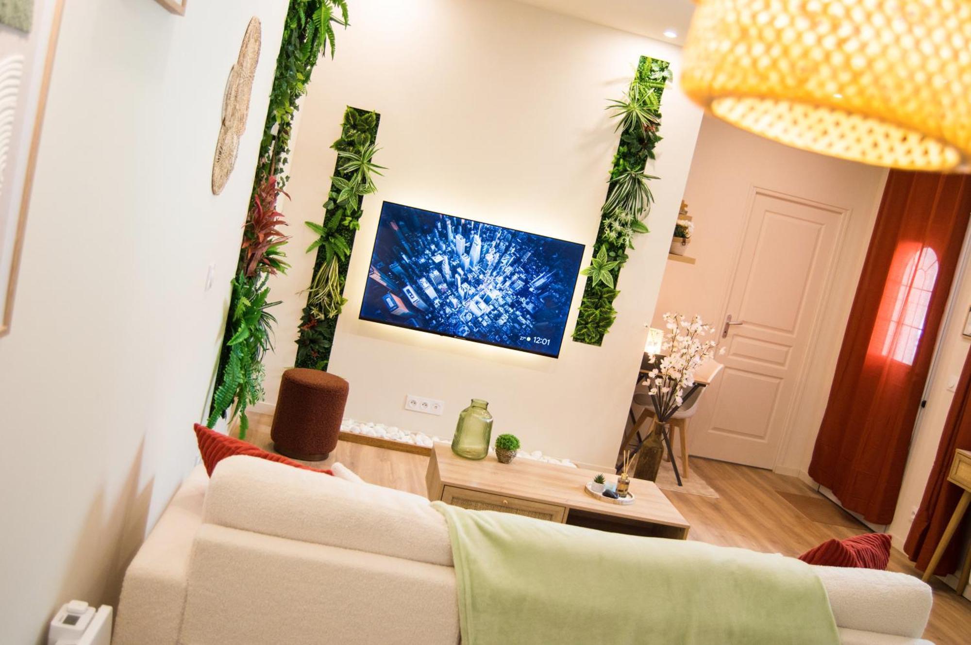 L'Atelier Vert - Balneo - Luxe - Proche Hypercentre - Classe 4 Etoiles Troyes Ngoại thất bức ảnh